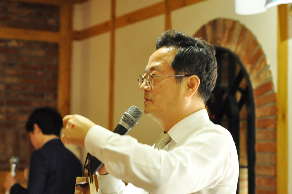 ac78d9417815879.jpg